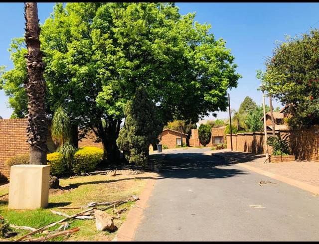 2 BEDROOM PROPERTY TO RENT IN NOORDWYK